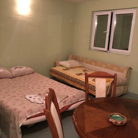 Leni Apartmani Dobre Vode Dobra Voda Exterior photo